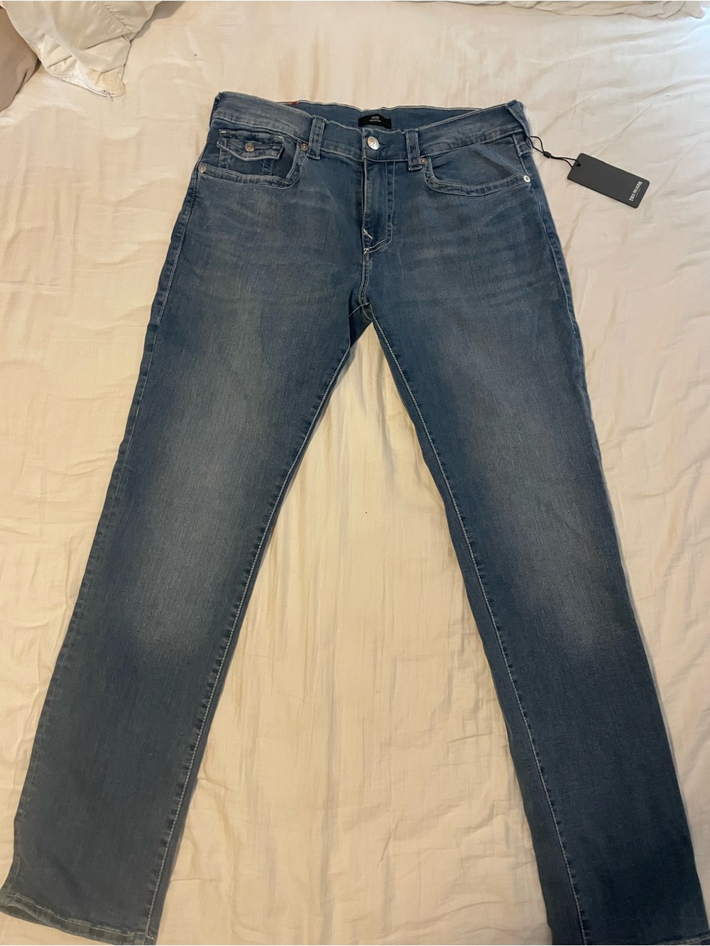 True Religion Men's Relaxed Slim Straight Jeans in Faded Blue Size 36